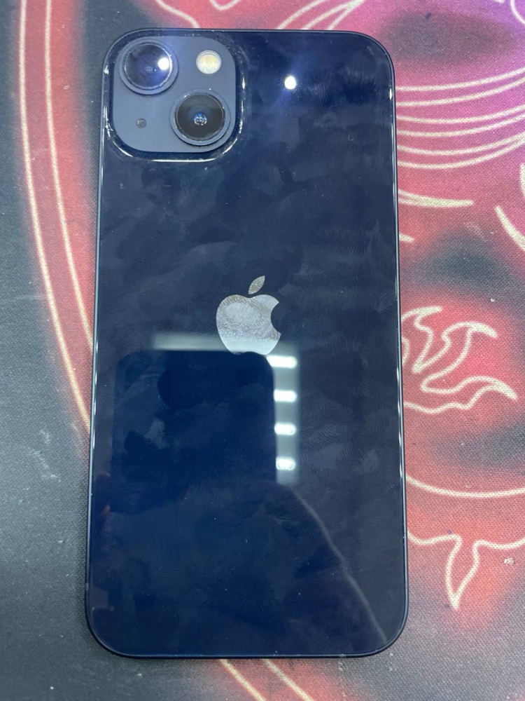 Смартфон iPhone 13 256 Gb