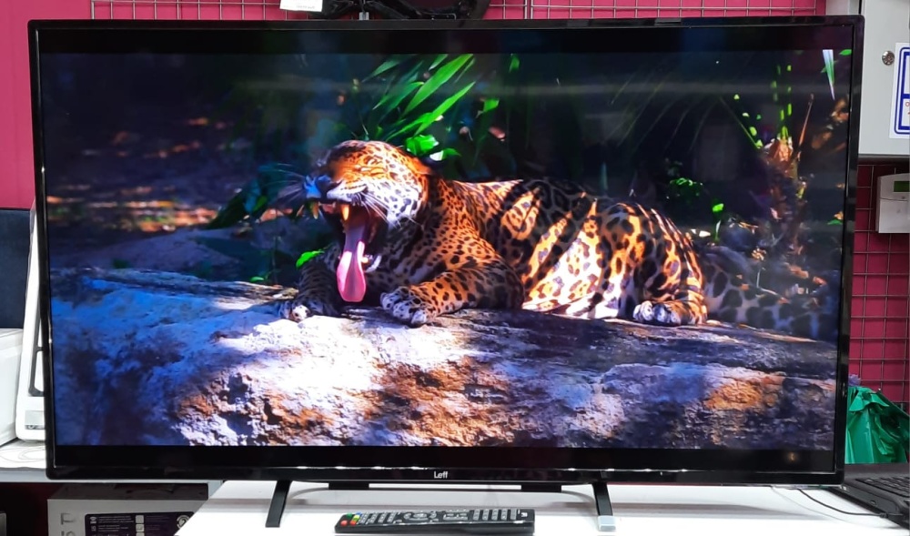 Телевизор Leff 40F240T