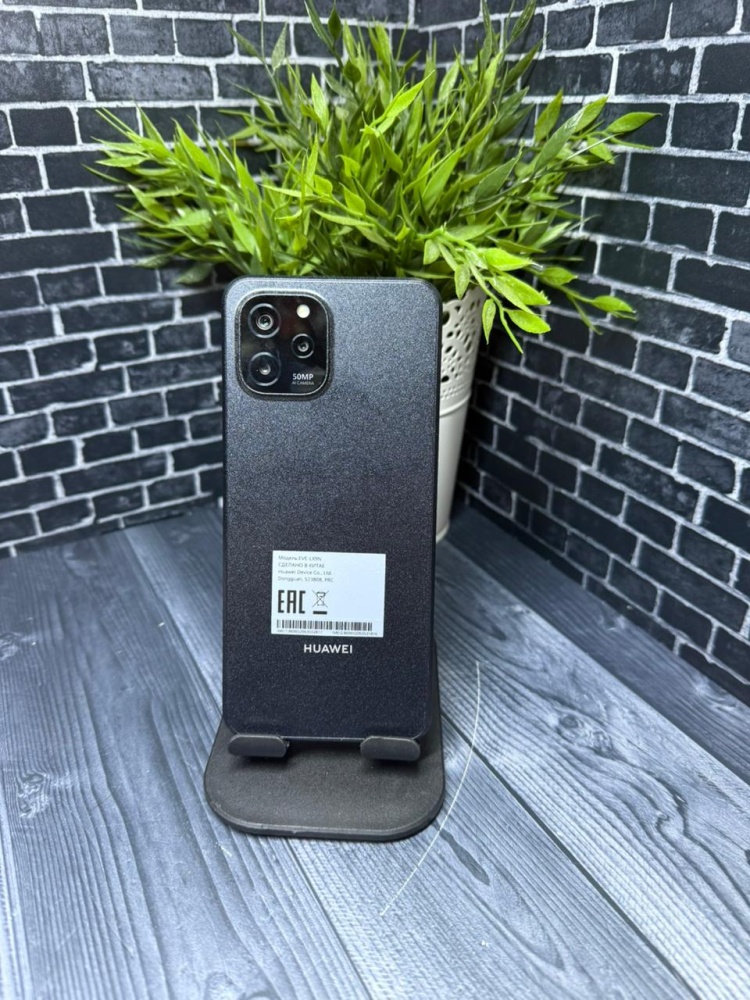 Смартфон Huawei Nova Y61 4-128gb