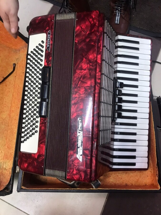 Аккордеон Weltmeister stella