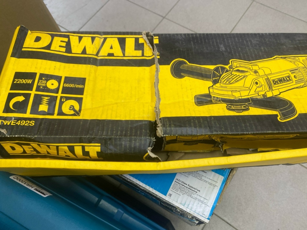 УШМ (Болгарка) DeWalt DWE492S