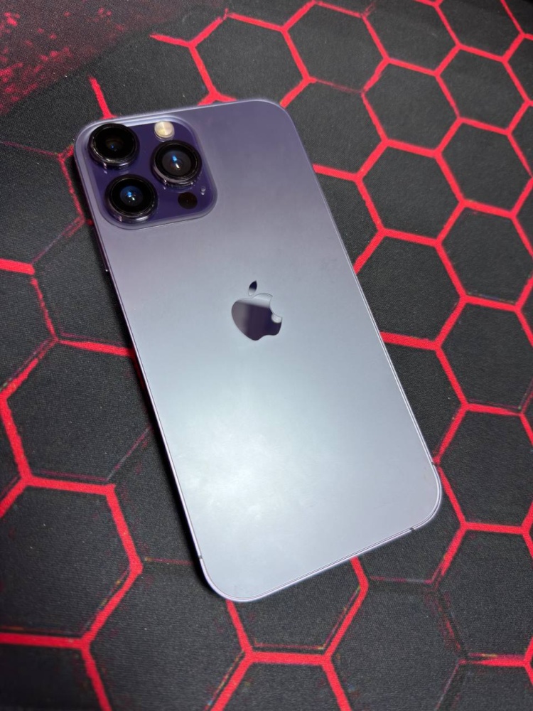 Смартфон iPhone XR 64 Gb в корпусе 14 Pro