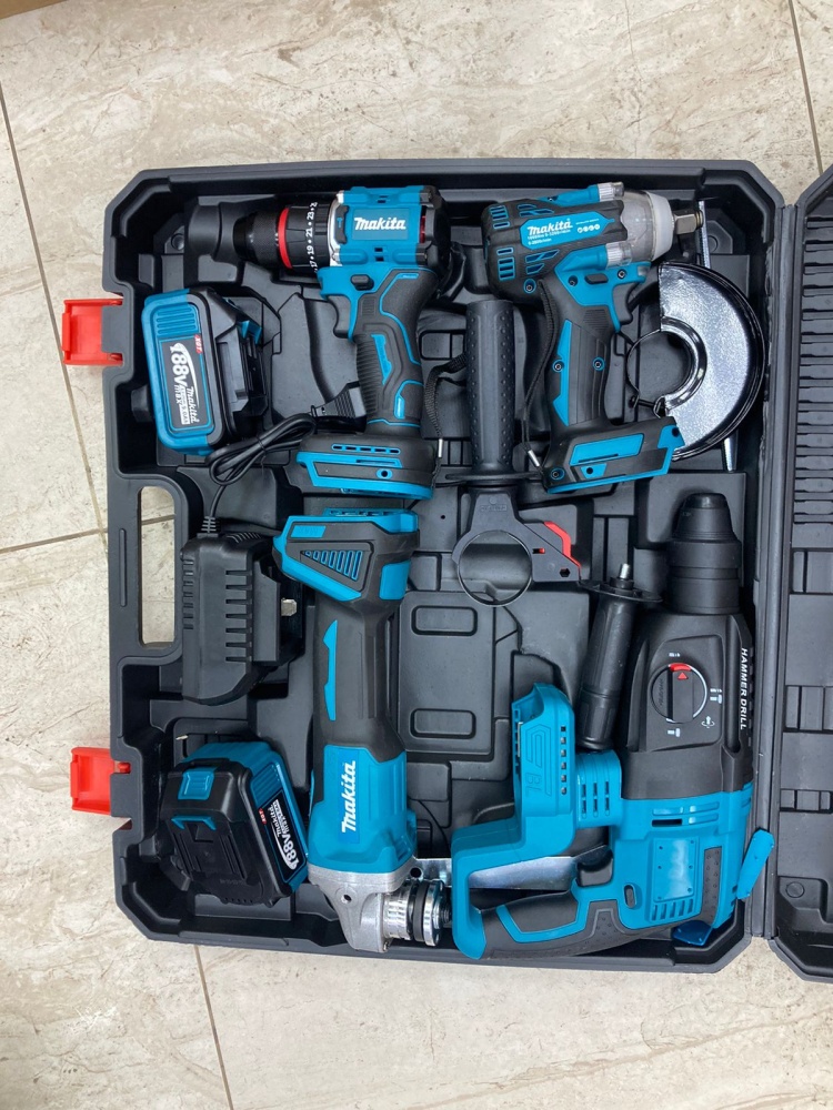 Набор инструментов 4в1 макита