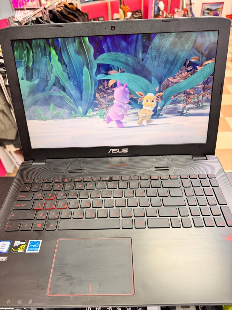 Ноутбук ASUS