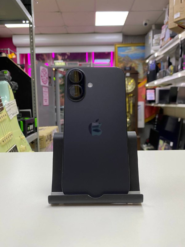 Смартфон iPhone 16 128