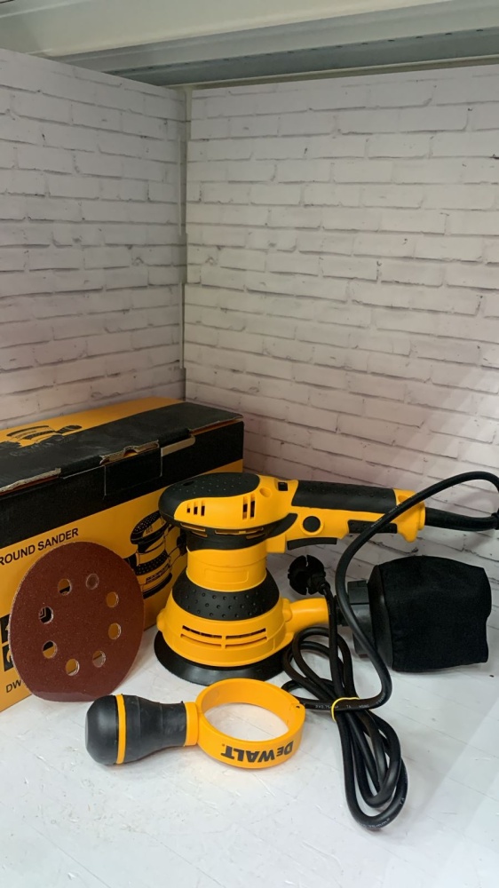 Экцентриковая шлифовальная машина DWE6431