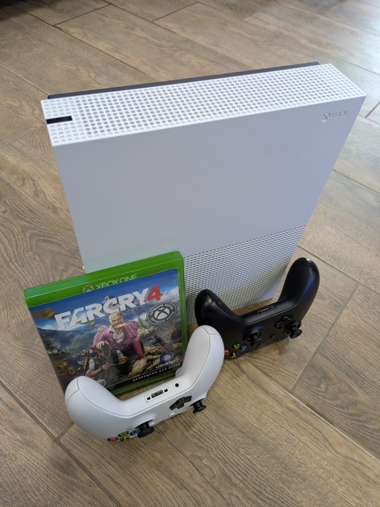 Игровая приставка XBOX ONE S 1TB