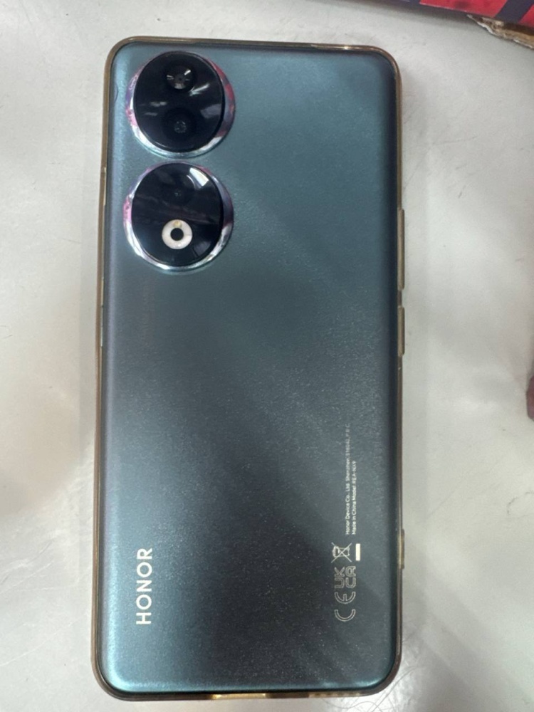 Смартфон Honor 90  12\512