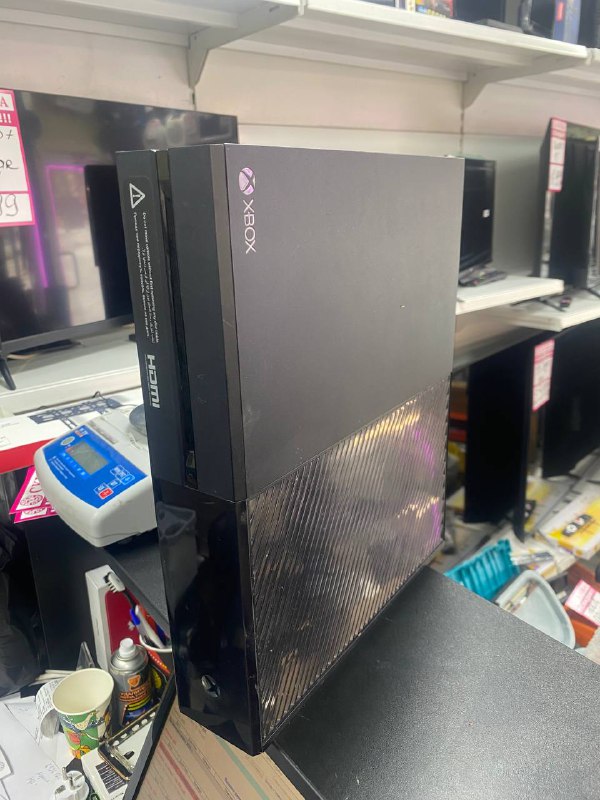 Игровая приставка XBOX ONE