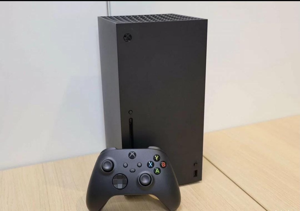 Игровая приставка XBOX ONE X