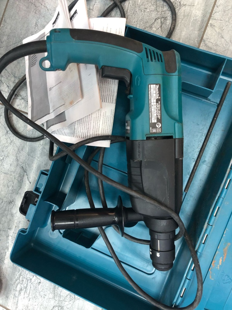 Перфоратор Makita