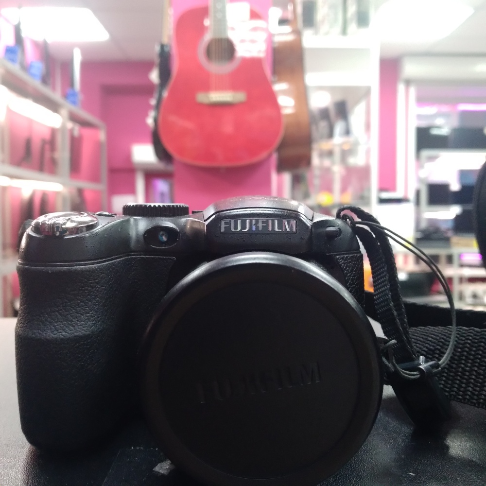 Фотоаппарат Fujifilm s2950
