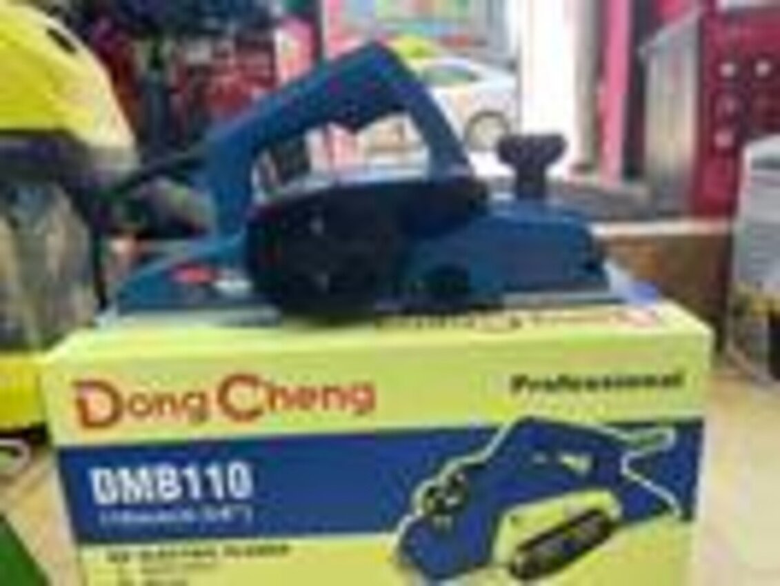 Рубанок электрический DONGCHENG dmb110