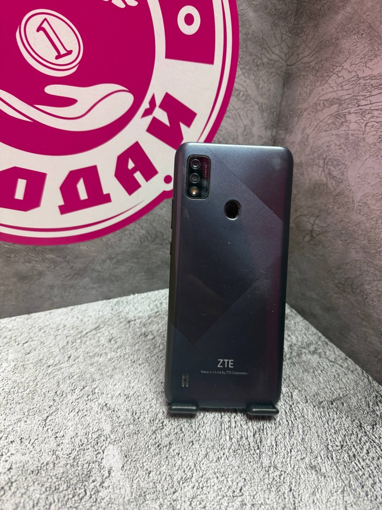 Мобильный телефон ZTE Blade V10 Vita 2\32 Гб