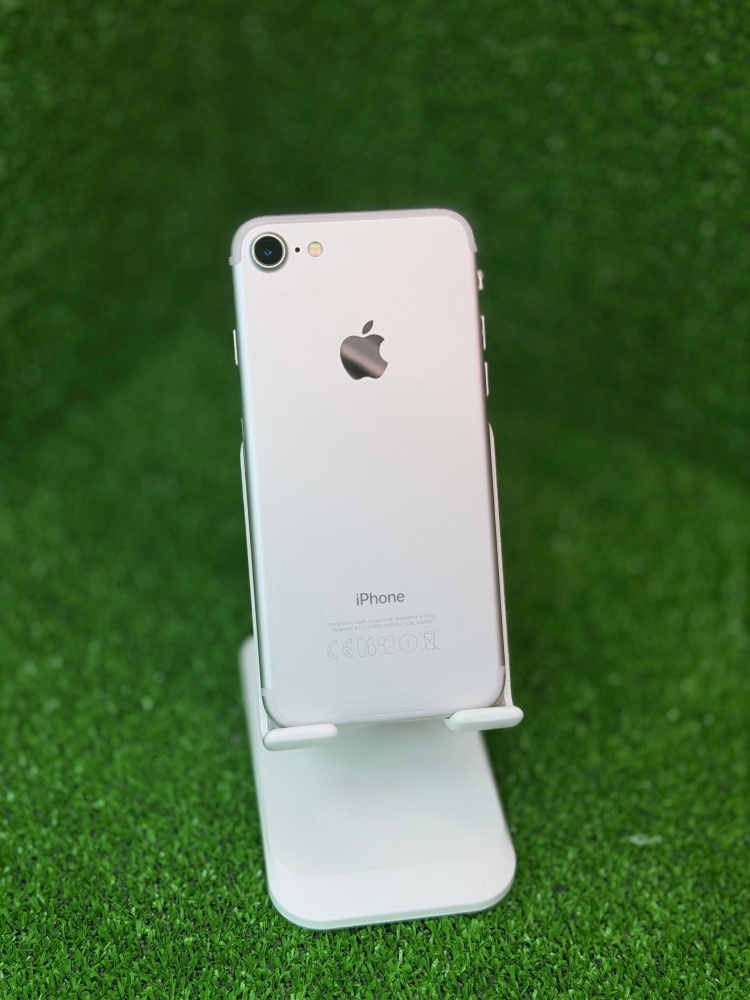 Смартфон iPhone 7 256Gb