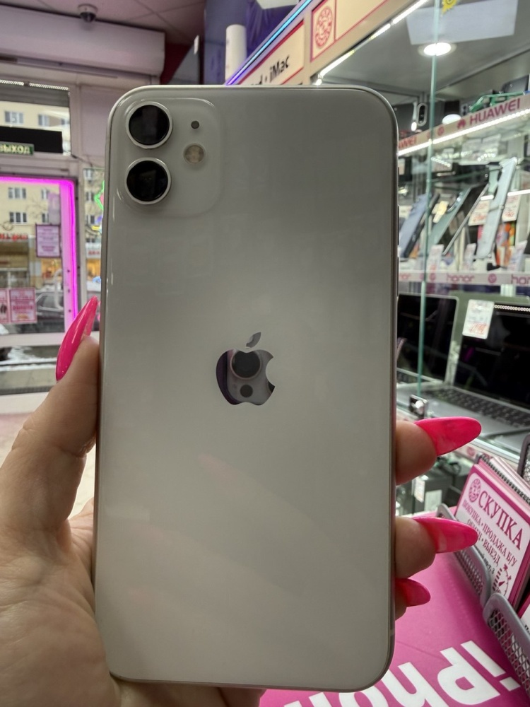 Смартфон iPhone 11 128 Gb