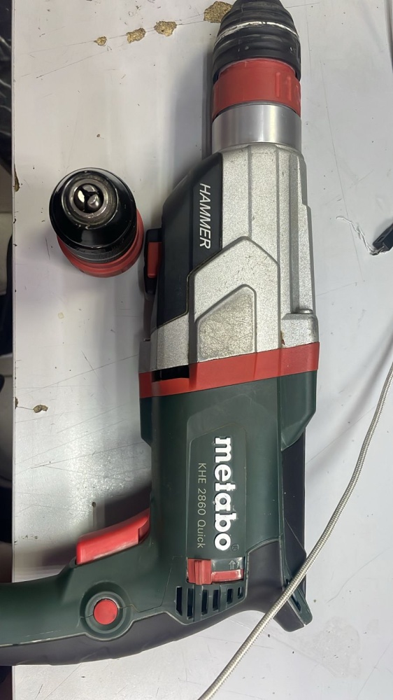 Перфоратор Metabo KHE 2860 Quick
