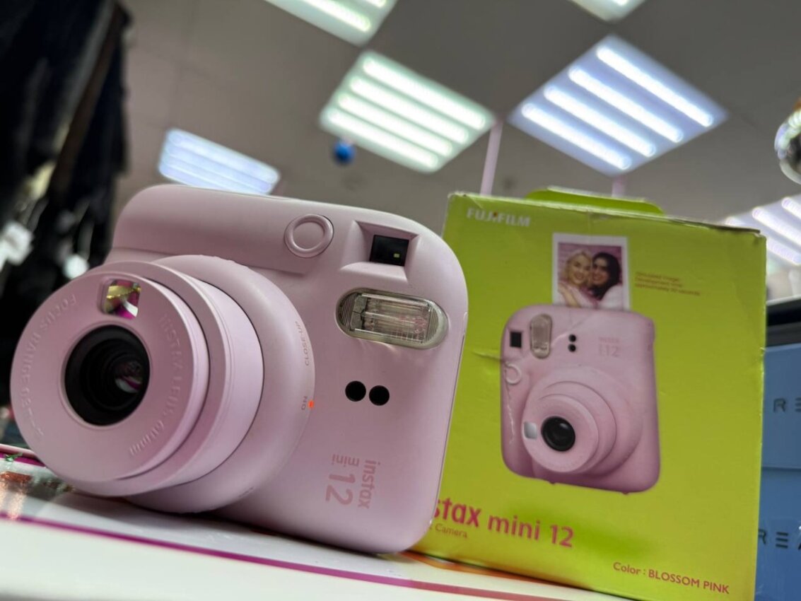 Фотоаппарат Fujifilm Instax mini 12