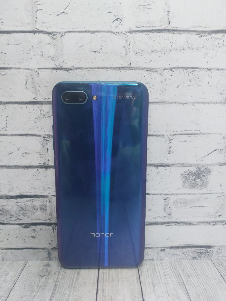 Смартфон Honor 10 4/64
