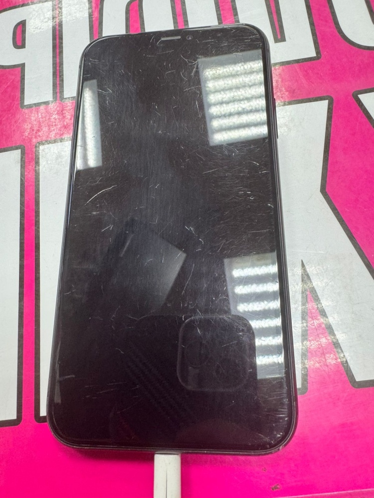 Смартфон iPhone 11 128 Gb