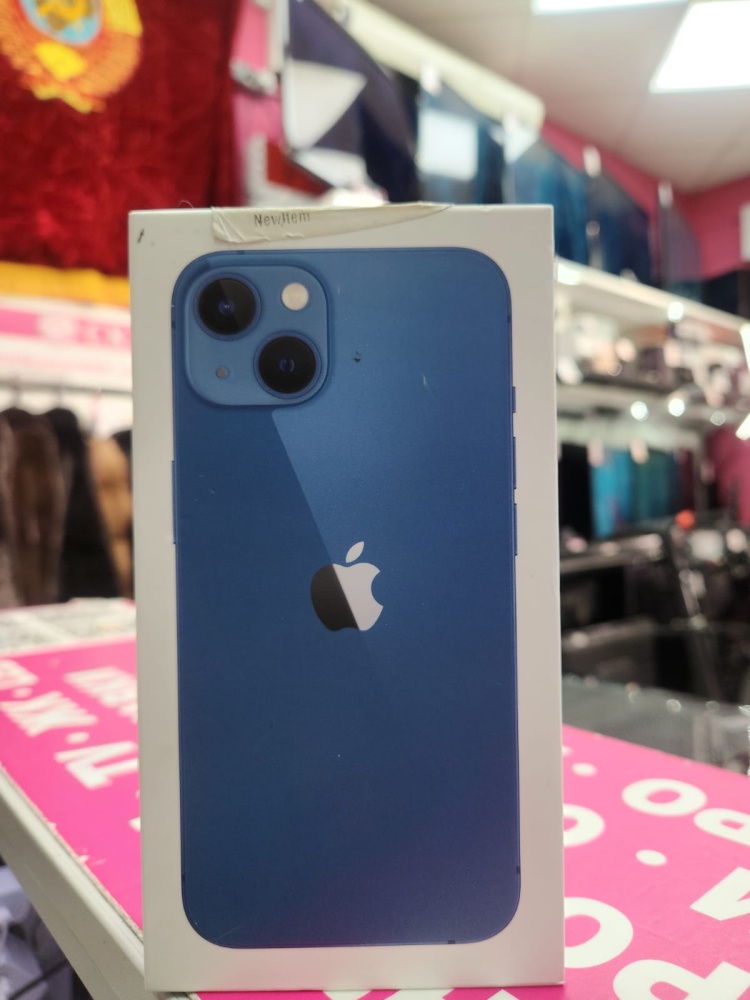 Смартфон iPhone 13 128 Gb