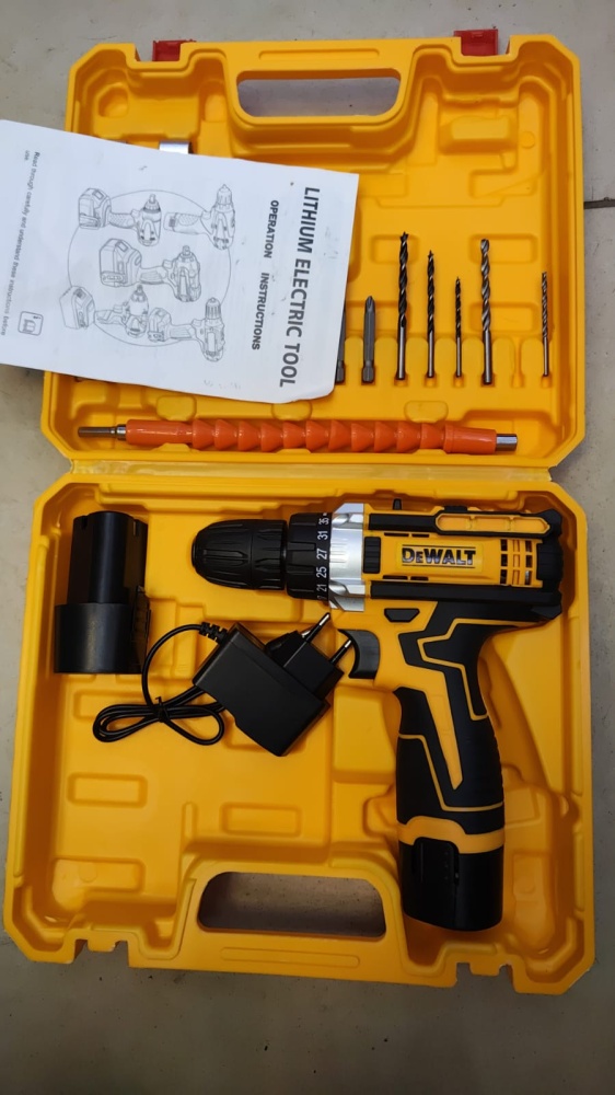 Шуруповерт dewalt