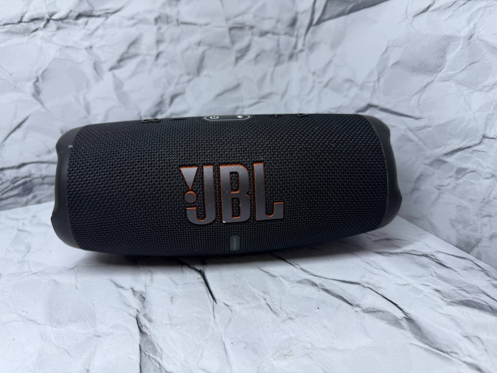 Акустика JBL Charge 5