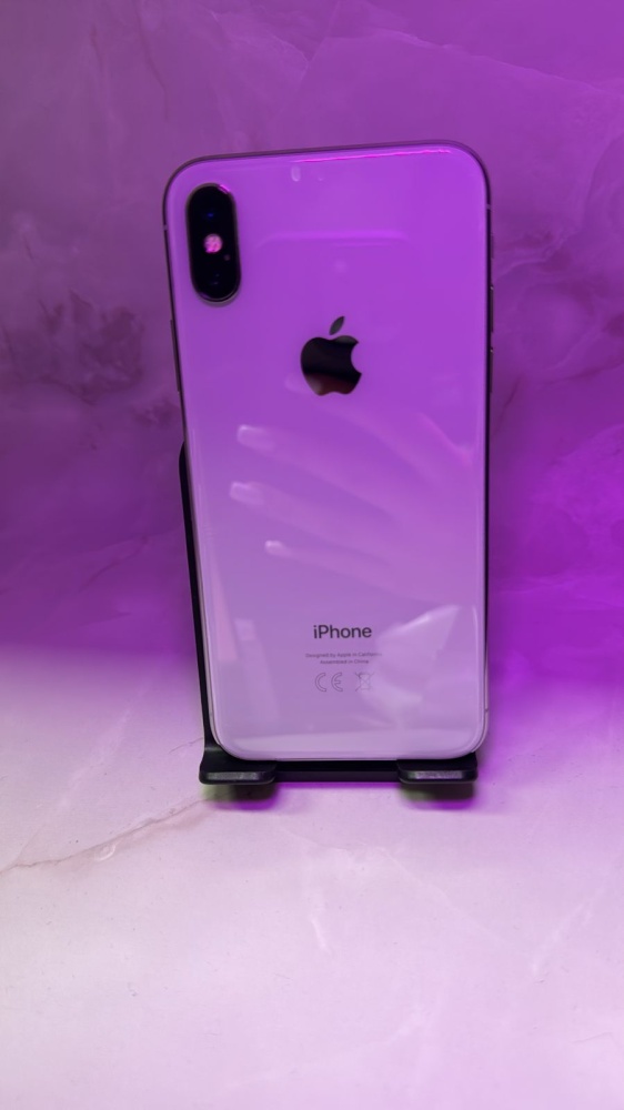 Смартфон iPhone X 64Gb 74%