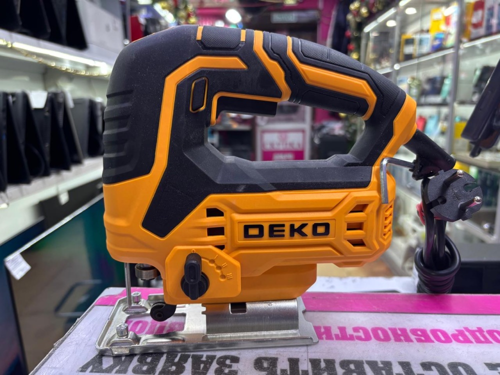 Лобзик DEKO