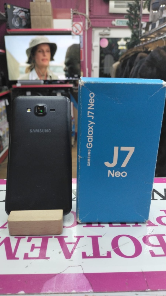 Смартфон Samsung J7 NEO 16гб