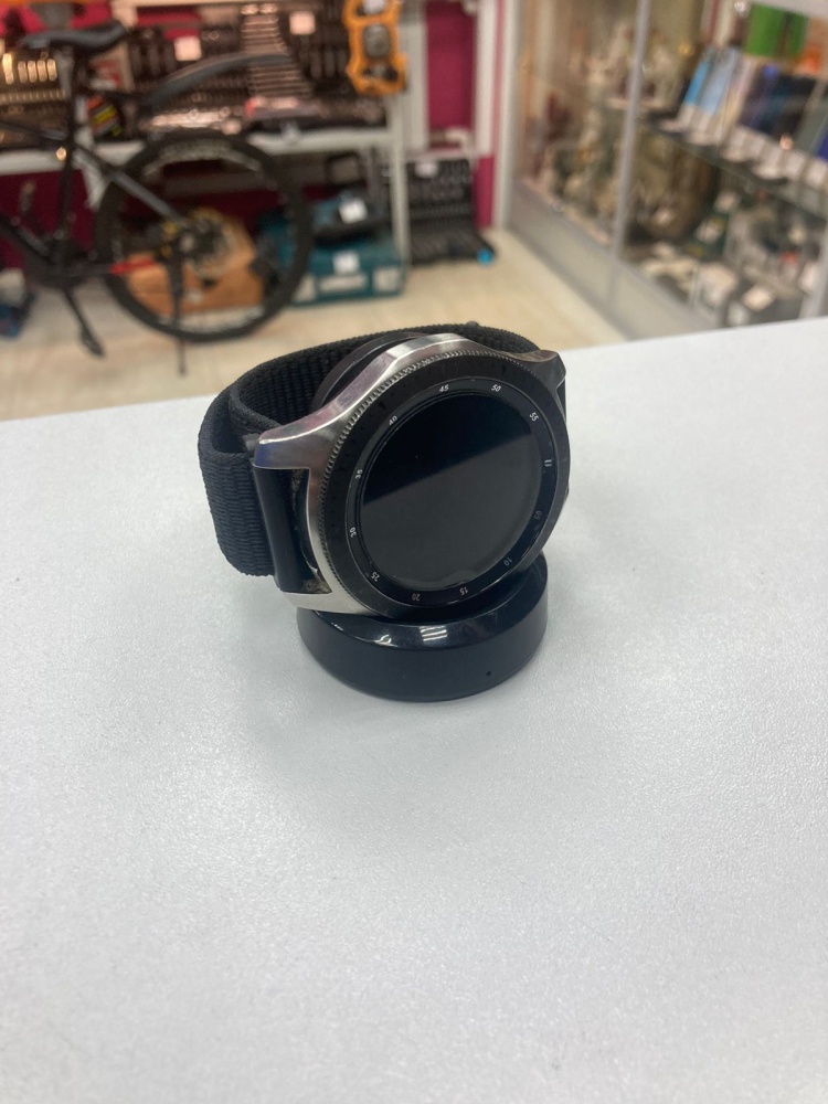 Смарт-часы SAMSUNG GALAXU WATCH R 800
