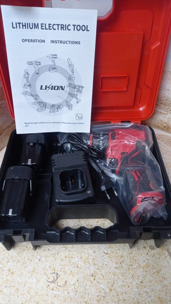 Шуруповерт MILWAUKEE 18V (мал/красн)