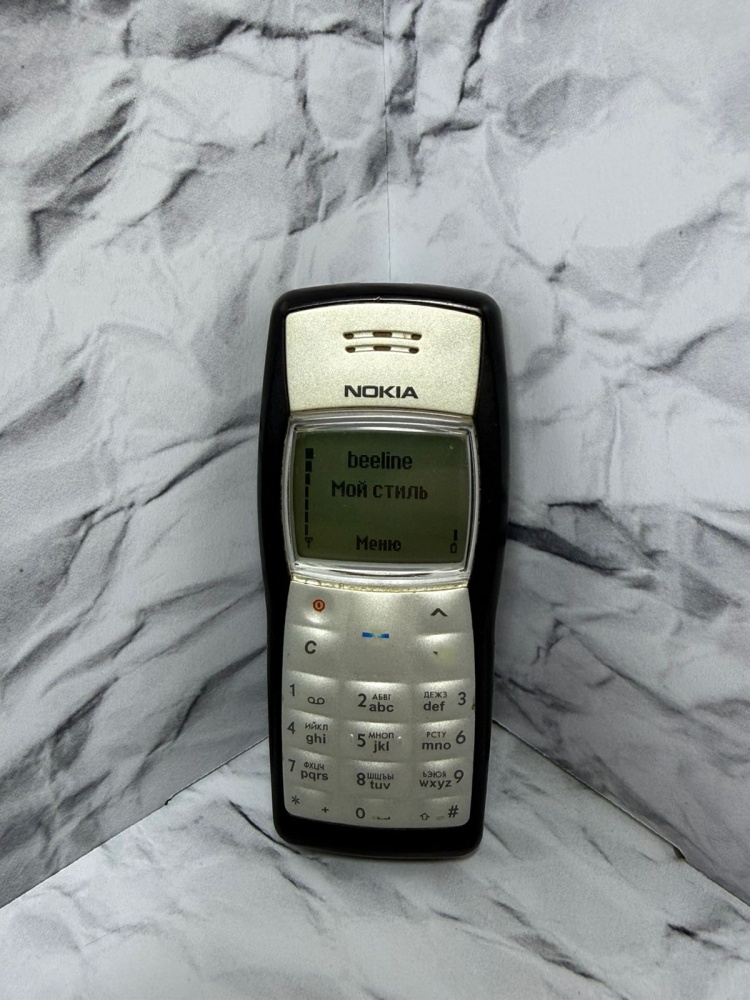 Мобильный телефон Nokia 1100