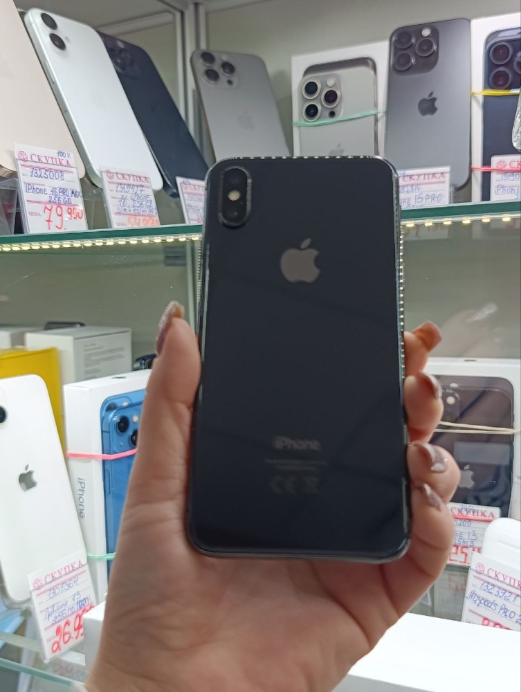 Смартфон iPhone X 64Gb