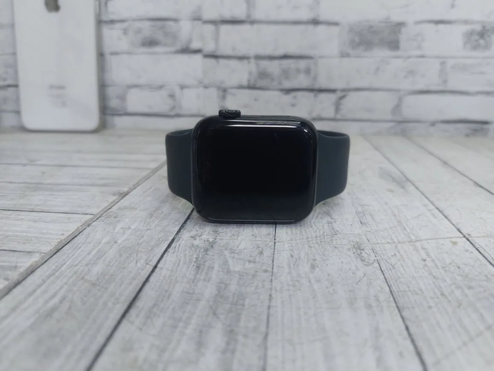 Часы Apple Watch SE 2 44mm