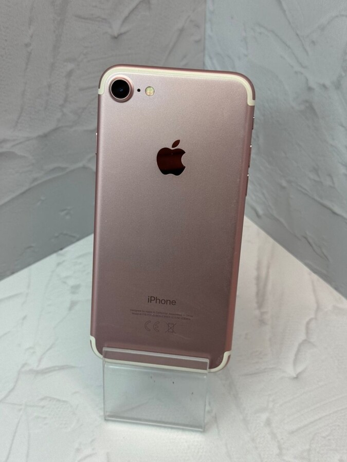 Смартфон iPhone 7 32Gb