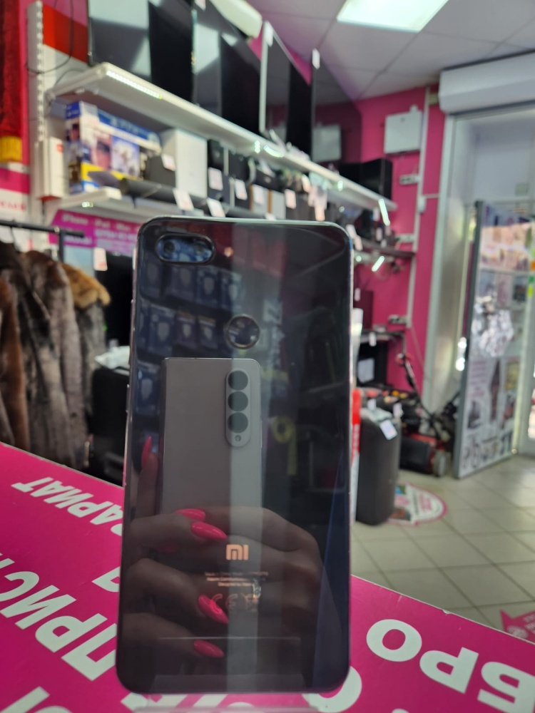 Смартфон Xiaomi mi 8 Lite 4-64