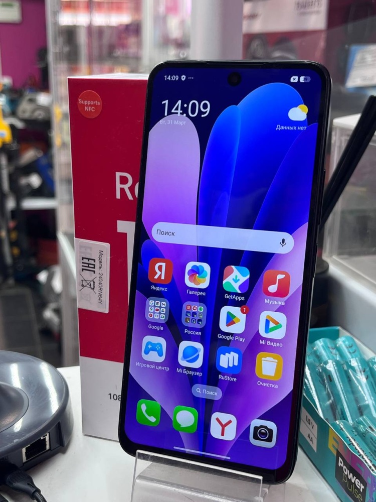 Смартфон Xiaomi Redmi 13 8\256