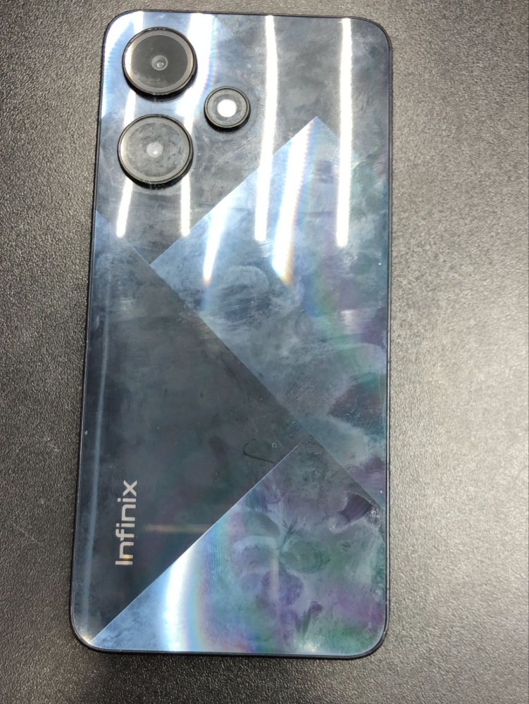 Мобильный телефон Infinix hot 30i 8/256