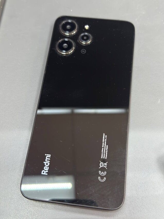 Смартфон Xiaomi Redmi 12 8/128