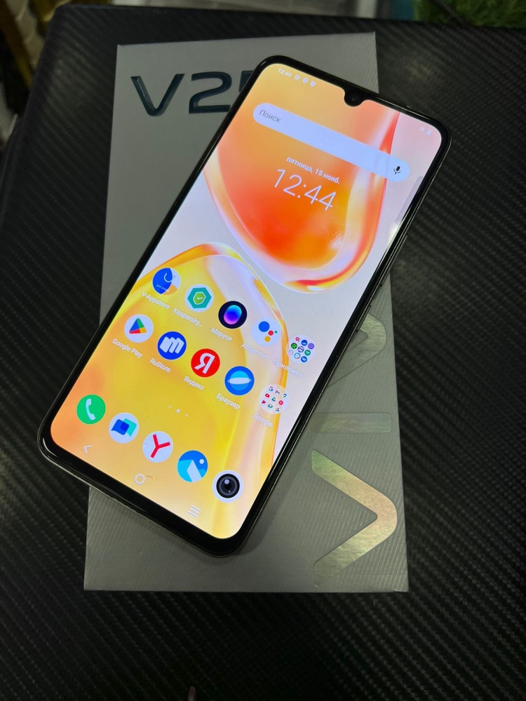 Смартфон Vivo V25е 8\128