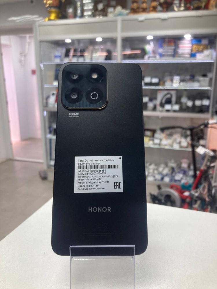 Смартфон Honor 7C