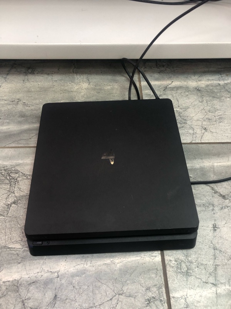 Игровая приставка Sony PlayStation 4 slim 500гб