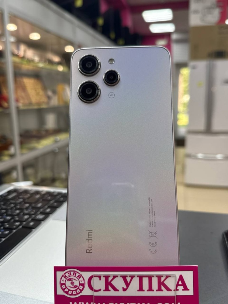 Смартфон Xiaomi Redmi 12 8/256