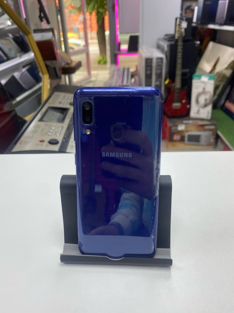 Смартфон Samsung A20 32gb