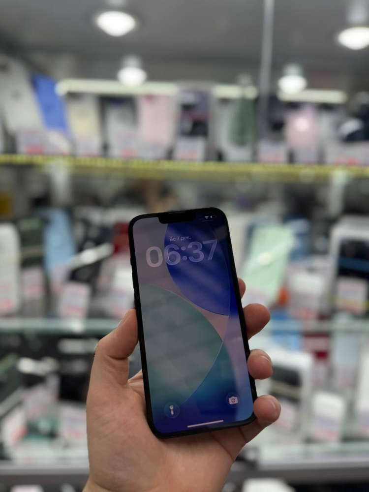 Смартфон iPhone 13 128 Gb