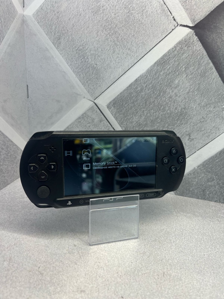 Игровая приставка PSP