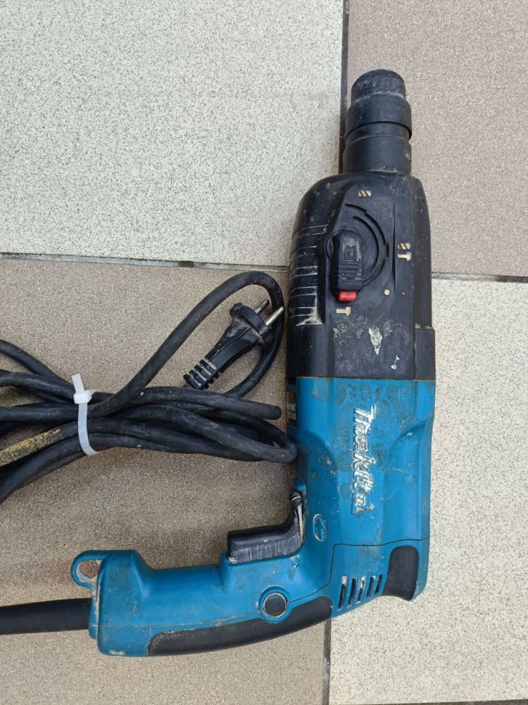 Перфоратор Makita 2450