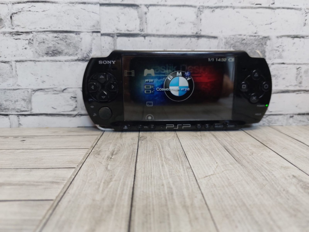 Игровая приставка PSP
