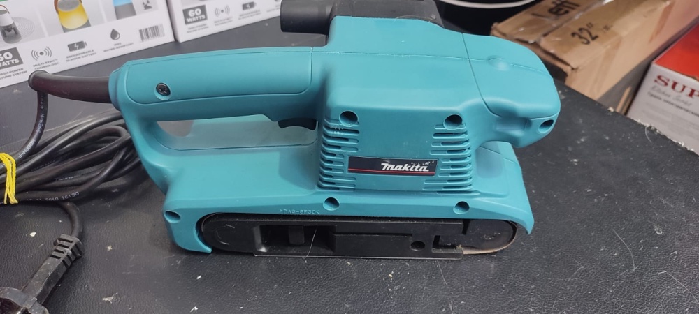Шлифмашина MAKITA 9910